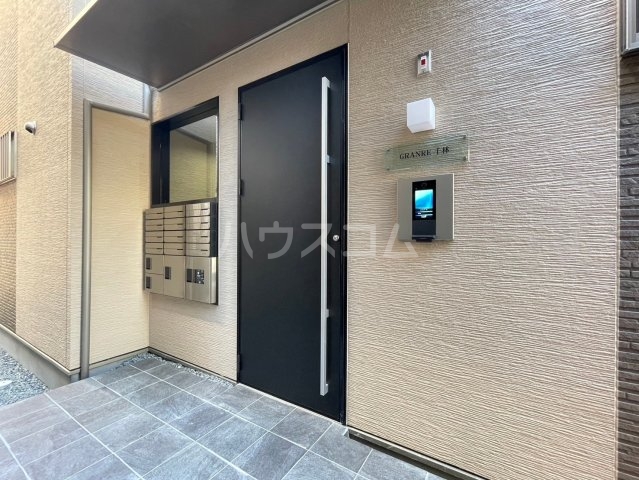 2/6 エントランス