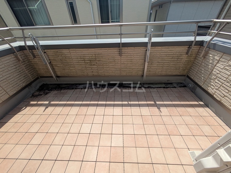 13/14 バルコニー