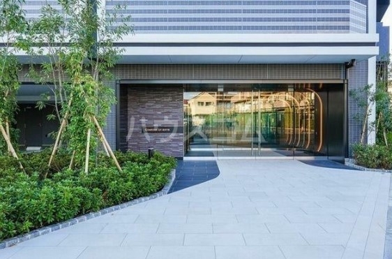 15/25 エントランス