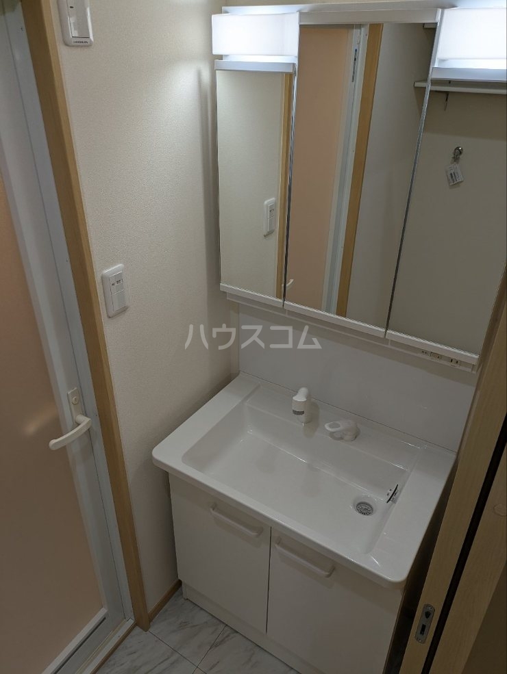 14/30 洗面