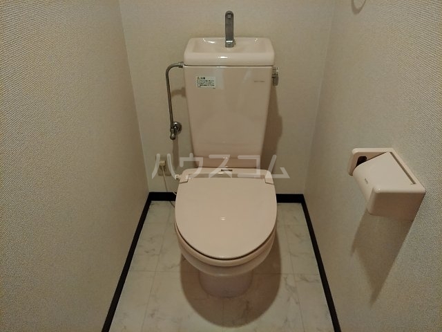 16/30 トイレ