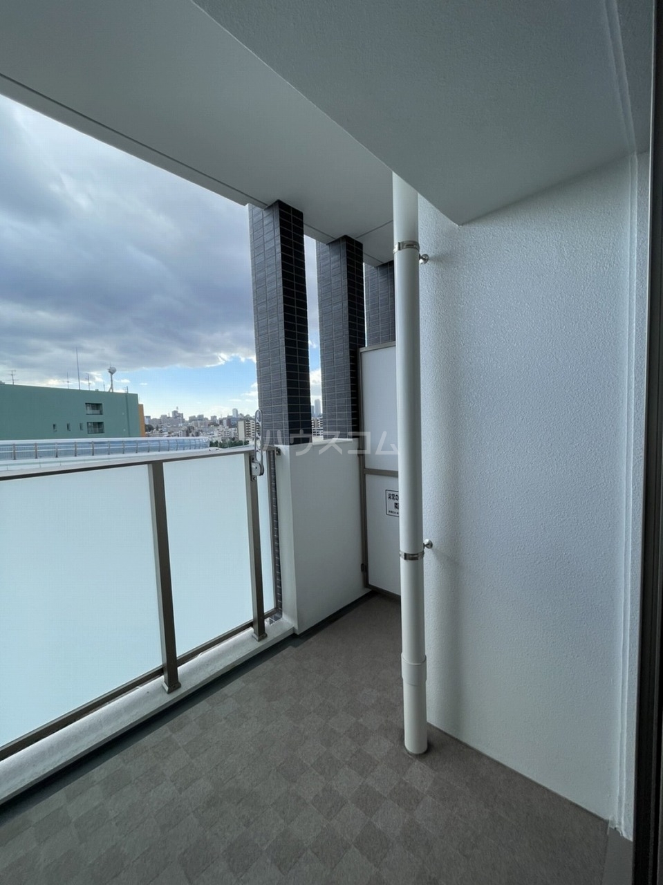 21/30 バルコニー