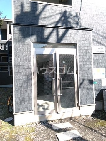 28/30 エントランス