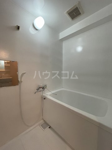 17/30 浴室