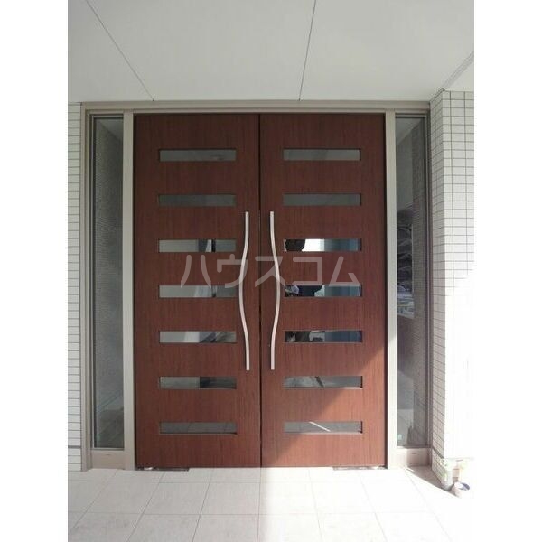 17/24 エントランス