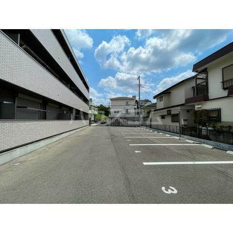 20/22 駐車場