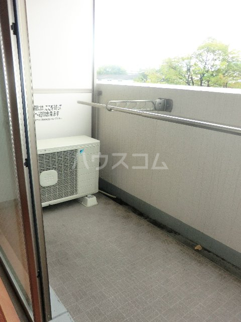 13/23 バルコニー