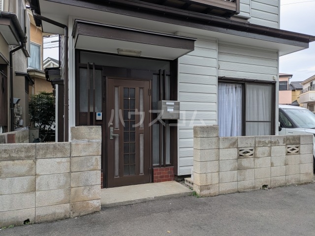 2/3 エントランス