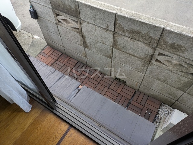 18/30 バルコニー