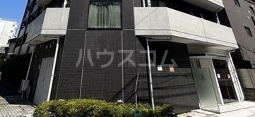 14/18 エントランス