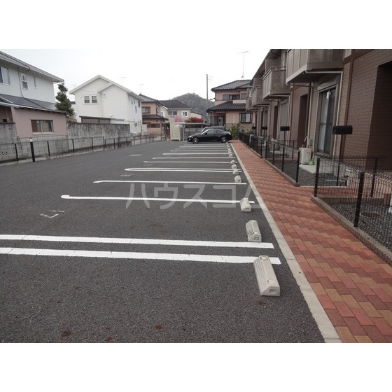 19/19 駐車場