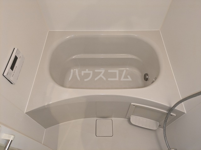 13/30 浴室
