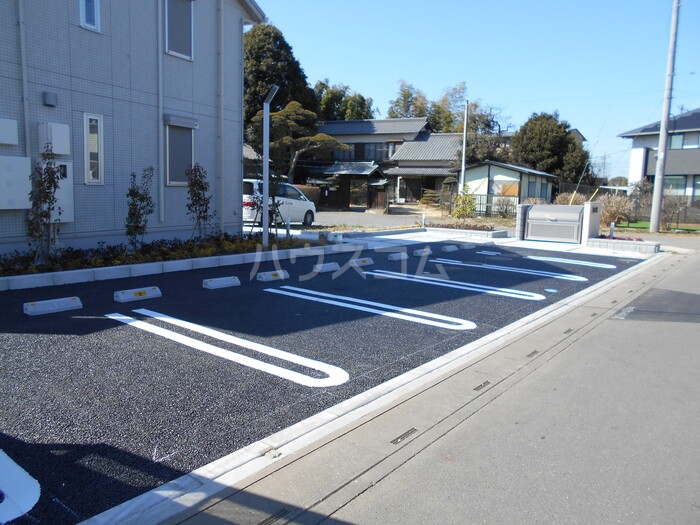 3/6 駐車場