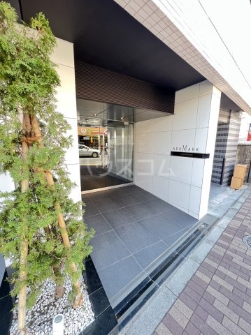 20/22 エントランス