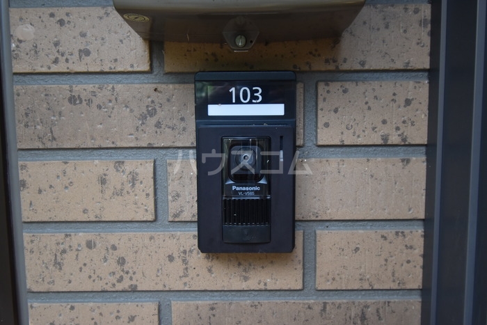 20/30 エントランス