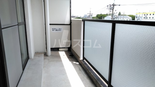 20/30 バルコニー