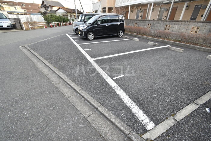 17/27 駐車場