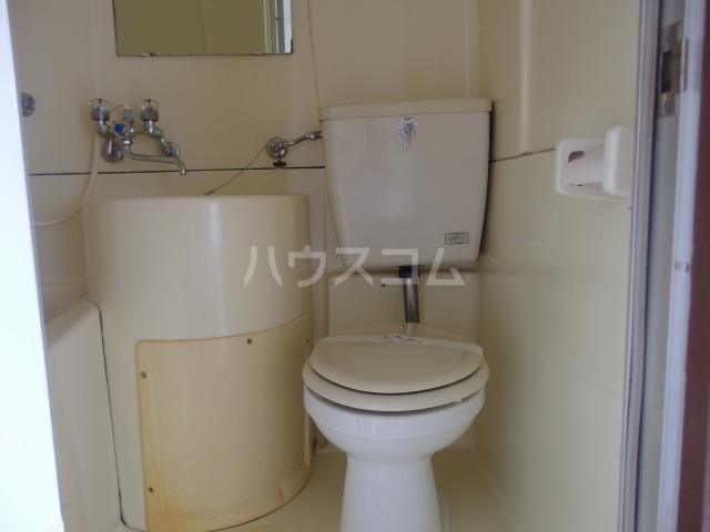 13/30 トイレ