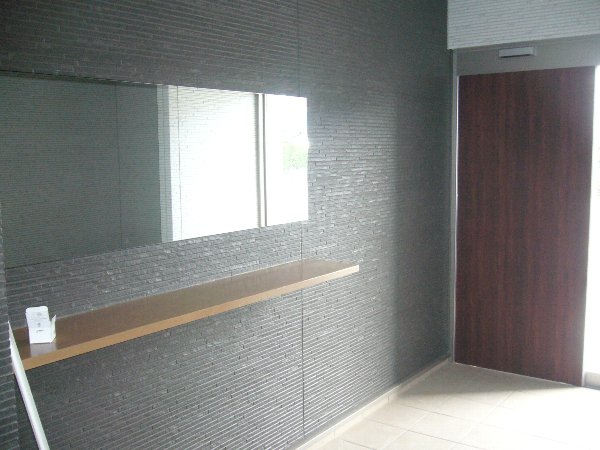 22/30 エントランス