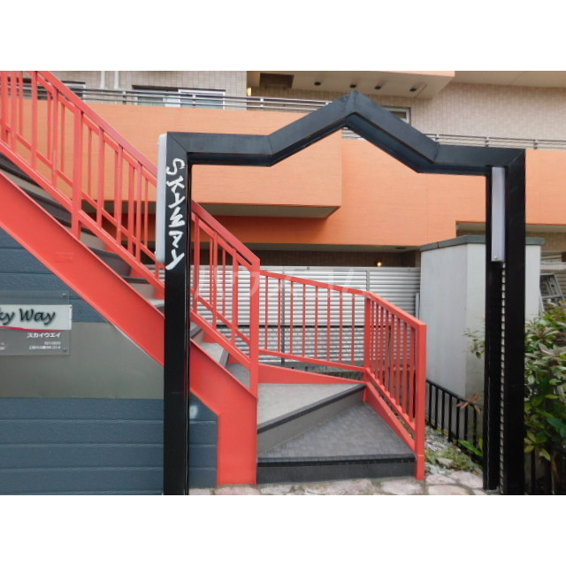 17/24 エントランス