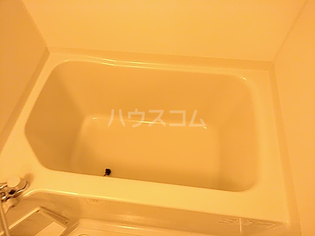 13/30 浴室