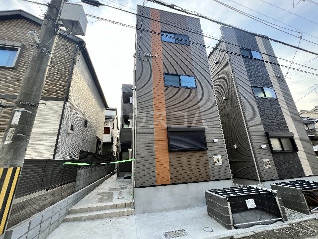 2/30 外観