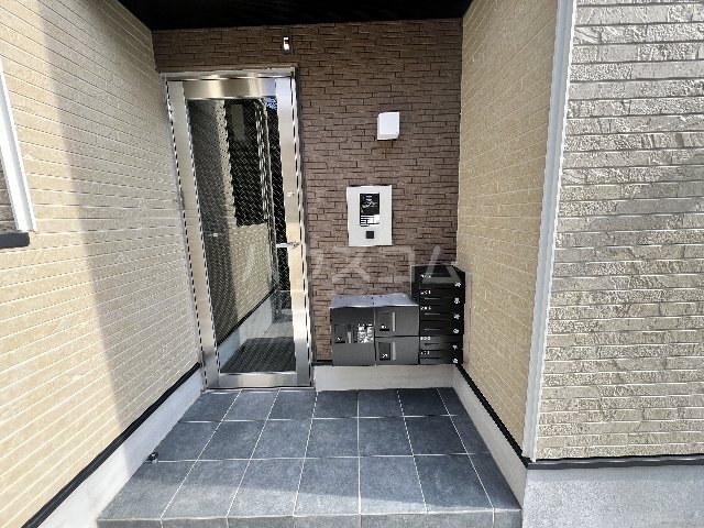 29/30 エントランス