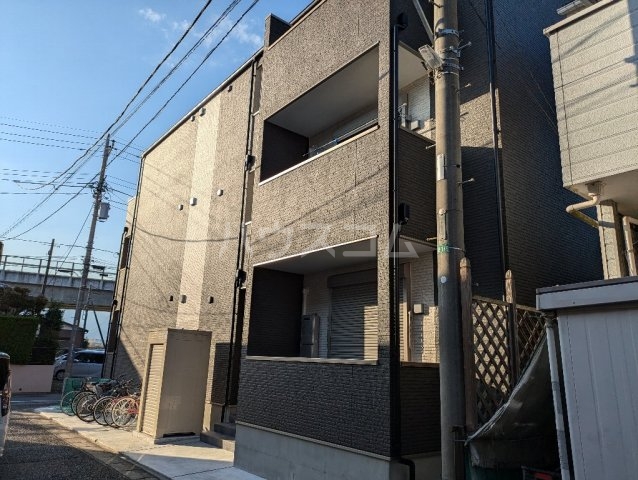 2/24 外観