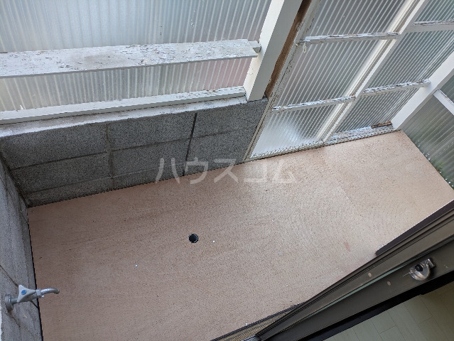 21/30 バルコニー