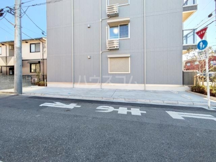 17/27 駐車場