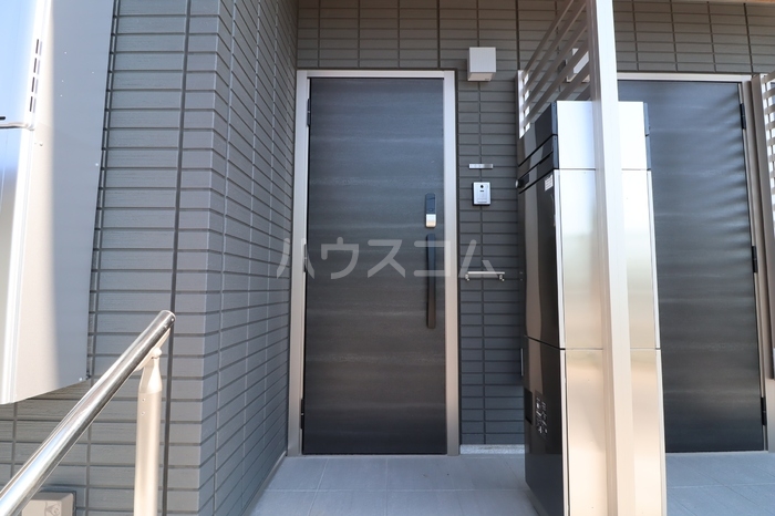 20/29 エントランス