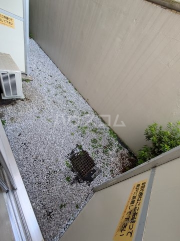 13/20 バルコニー