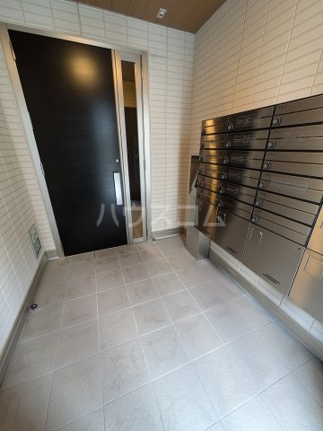 20/24 エントランス