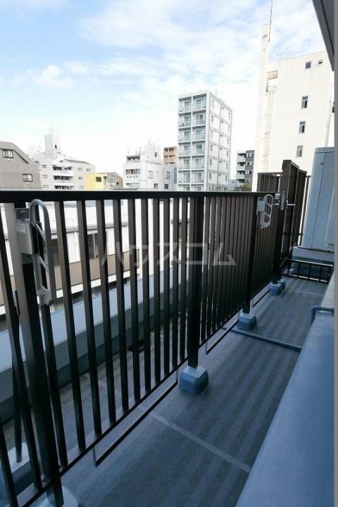 13/21 バルコニー