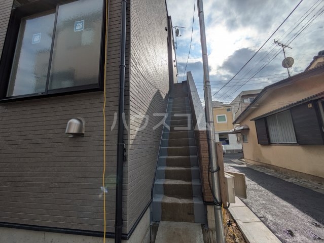 13/23 エントランス
