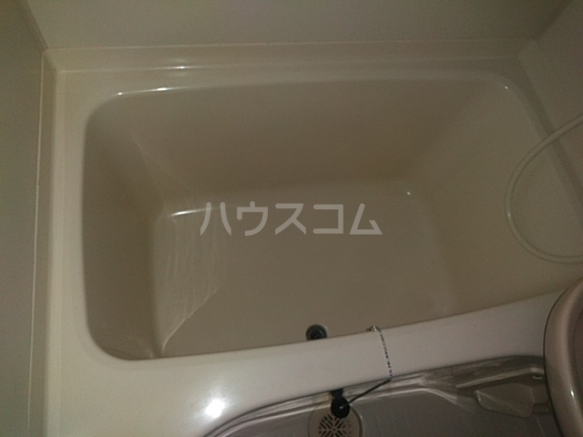 13/28 浴室