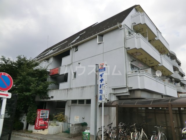 22/30 エントランス