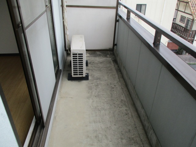 14/28 バルコニー