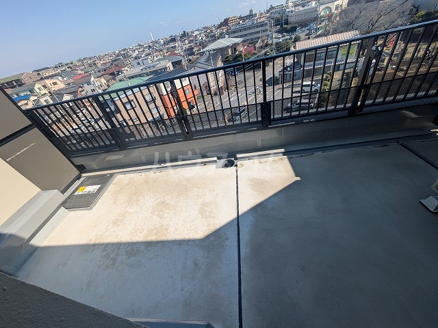 21/30 バルコニー