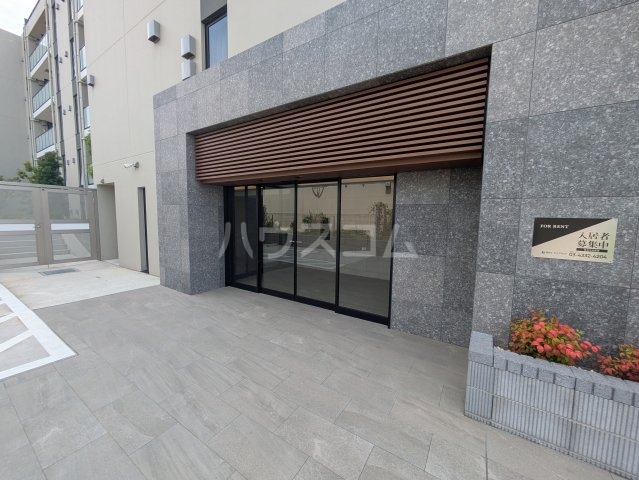 19/22 エントランス