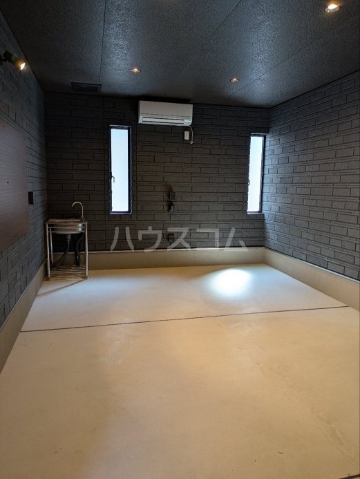21/30 駐車場