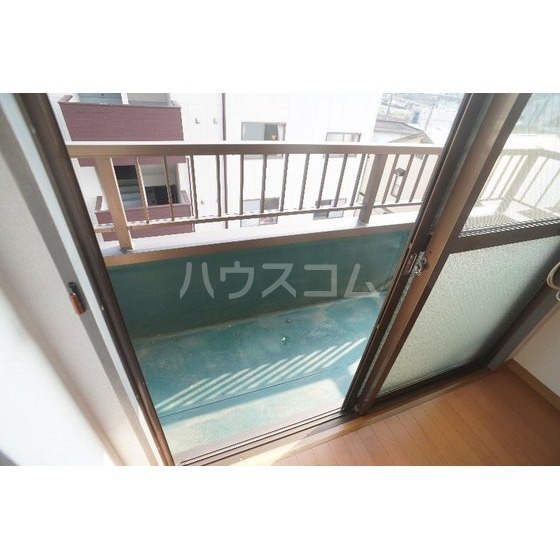 17/28 バルコニー