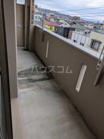 19/27 バルコニー