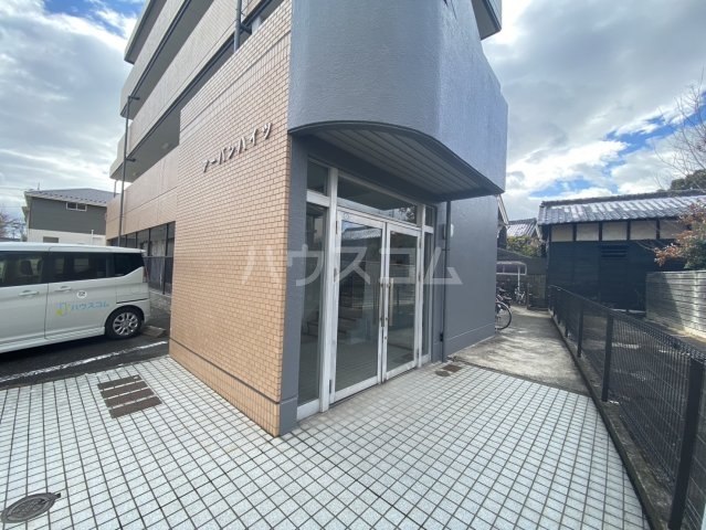 20/24 エントランス