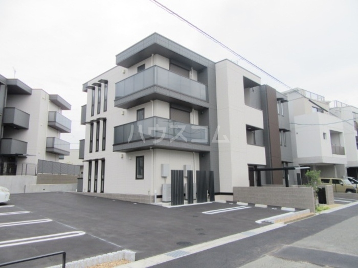 19/29 エントランス