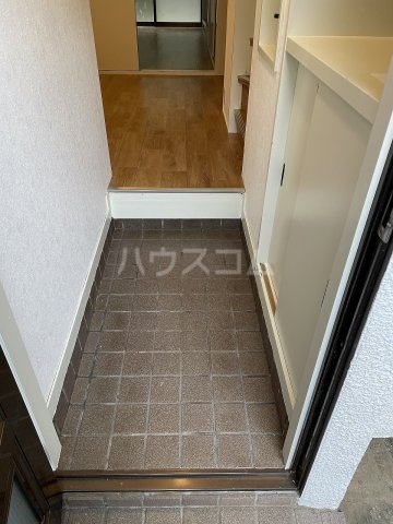 14/30 玄関