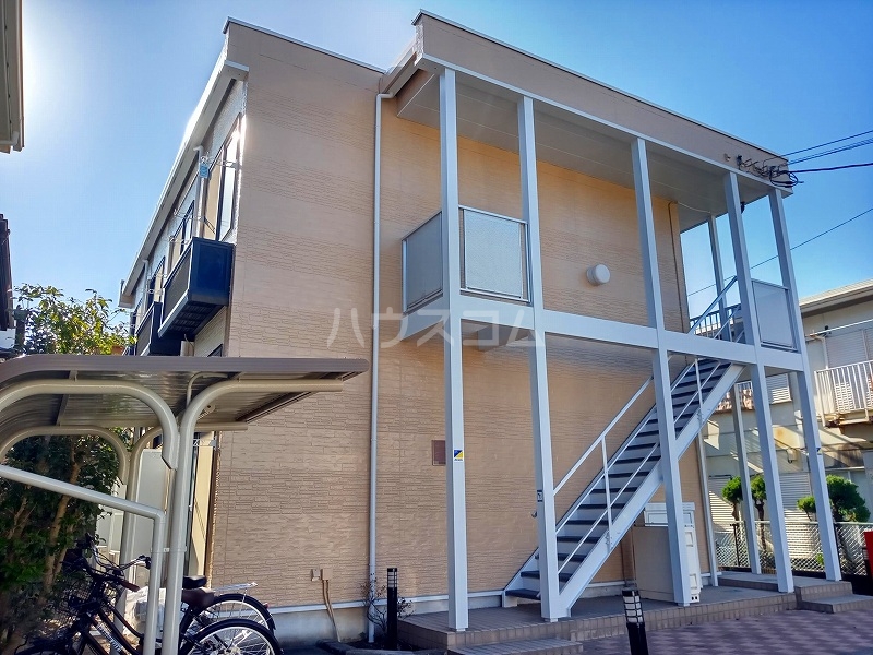 17/19 エントランス