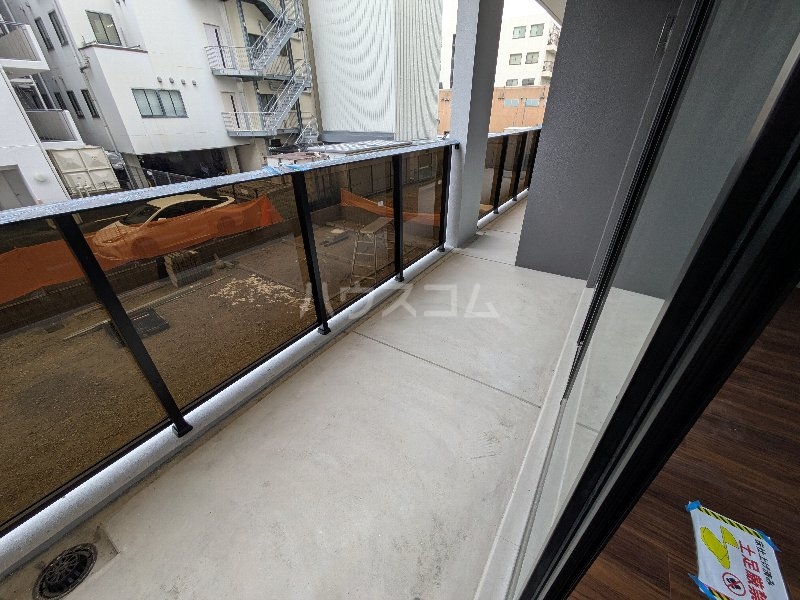 15/27 バルコニー