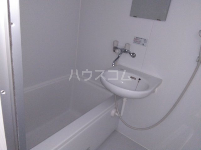 19/30 浴室