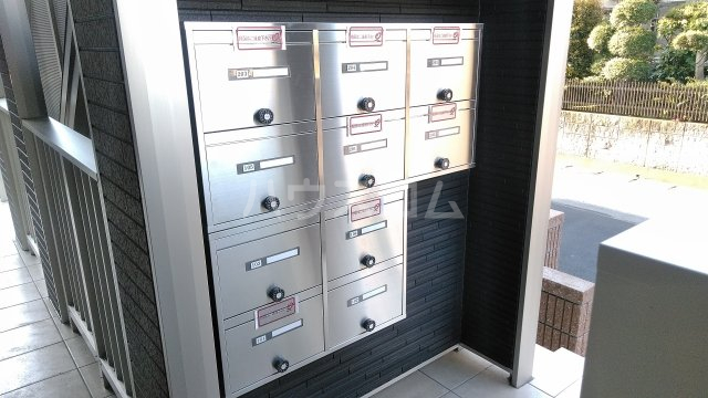 26/30 エントランス